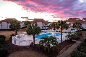< 1 Mi to Ocean: North Myrtle Beach Condo