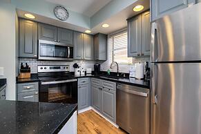 < 1 Mi to Ocean: North Myrtle Beach Condo