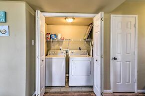 1/2 Mi to Sand: Surfside Beach Retreat!