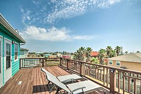 1/2 Mi to Sand: Surfside Beach Retreat!