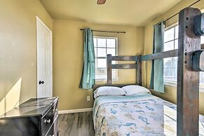 1/2 Mi to Sand: Surfside Beach Retreat!