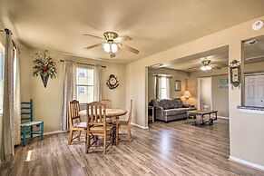 1/2 Mi to Sand: Surfside Beach Retreat!