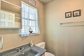 1/2 Mi to Sand: Surfside Beach Retreat!