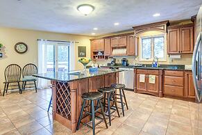 Lakefront Home in Barnstead w/ Seasonal Hot Tub