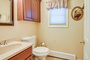 4-season Home: Fireplace & Fire Pit in Barnstead