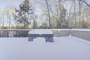 Lakefront Home in Barnstead w/ Seasonal Hot Tub