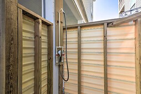 2 Decks, Patio & Views: Beachfront Texas Retreat