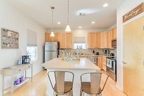 Seabrook Getaway w/ Balconies & Bay Views!