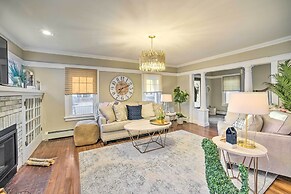 Family-friendly Glens Falls Home w/ Sun Porch