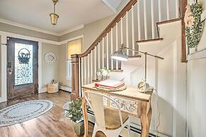 Family-friendly Glens Falls Home w/ Sun Porch