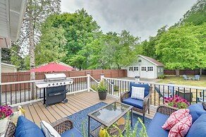 Family-friendly Glens Falls Home w/ Sun Porch