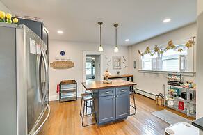 Family-friendly Glens Falls Home w/ Sun Porch