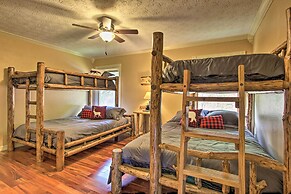 Luxe Cabin w/ Covered Pool + Smoky Mountain Vistas