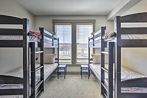 3 Mi to Granby Ranch: Townhome w/ Balcony & Views