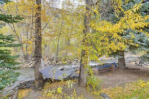 Creekside Cabin: Easy Access to I-70 & Slopes!
