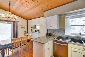 Creekside Cabin: Easy Access to I-70 & Slopes!