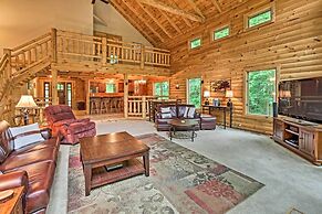 Quiet Cabin w/ Hot Tub ~ 15 Mi to State Parks!