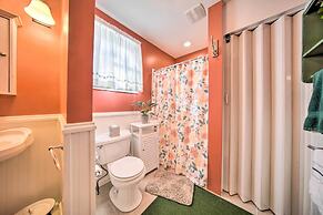 Riverfront Geneva Cottage on Grand River!