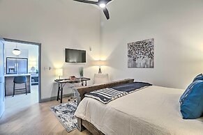 Modern Downtown Birmingham Condo w/ Rooftop Access