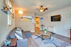 Steps to Beach & Bites: Catalina Island Retreat!