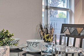 Inviting Apartment < 2 Mi to Riviera Beach!