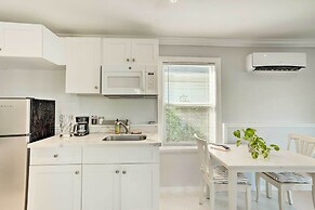 Cozy West Palm Beach Studio - 1/2 Mi to Ocean