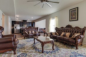 Spacious Home w/ Fireplace - Near Golf!