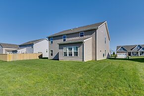 Spacious Home w/ Fireplace - Near Golf!