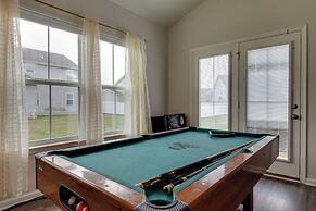 Spacious Home w/ Fireplace - Near Golf!