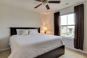 Spacious Home w/ Fireplace - Near Golf!