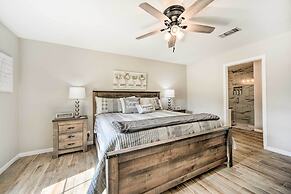 Fredericksburg Home w/ Hot Tub - 1 Mi to Dtwn