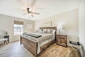 Fredericksburg Home w/ Hot Tub - 1 Mi to Dtwn