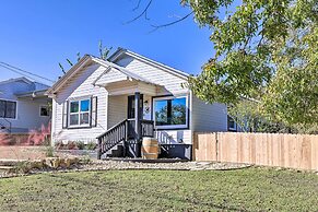 Fredericksburg Getaway w/ Covered Deck & Fire Pit!