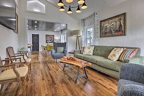 Fredericksburg Getaway w/ Covered Deck & Fire Pit!