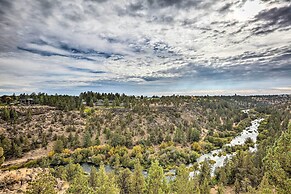 Adobe Home - River & Mtn Views w/ Hot Tub!