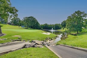 Lil' Slice of Heaven on Hole 11' Branson Condo!