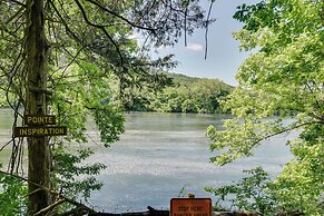 Lil' Slice of Heaven on Hole 11' Branson Condo!