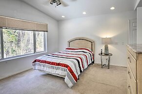 Peaceful Alaskan Escape: 13 Mi to Fairbanks!