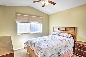 Peaceful Alaskan Escape: 13 Mi to Fairbanks!