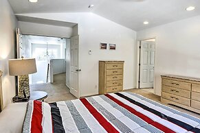 Peaceful Alaskan Escape: 13 Mi to Fairbanks!