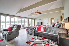 Serene Lakefront Mountain Home Getaway w/ Atrium!
