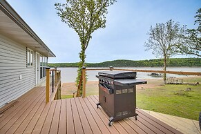 Serene Lakefront Mountain Home Getaway w/ Atrium!