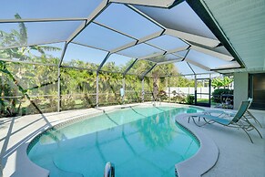 Coastal Retreat w/ Grill: 4 Mi to Dtwn Cape Coral!