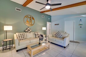 Coastal Retreat w/ Grill: 4 Mi to Dtwn Cape Coral!