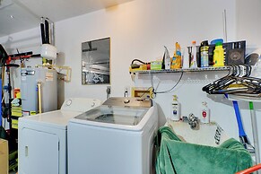 Coastal Retreat w/ Grill: 4 Mi to Dtwn Cape Coral!