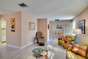 Coastal Retreat w/ Grill: 4 Mi to Dtwn Cape Coral!