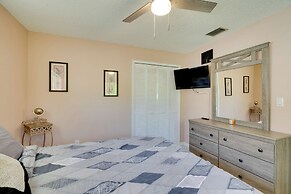 Coastal Retreat w/ Grill: 4 Mi to Dtwn Cape Coral!