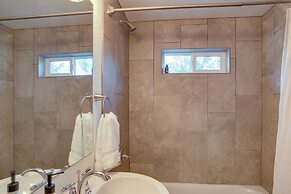 Adorable Coeur D'alene Home < 2 Mi to Lake!