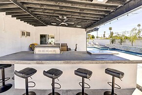 Private Pool & Spa: Stylish Palm Springs Home!