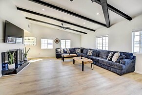 Private Pool & Spa: Stylish Palm Springs Home!